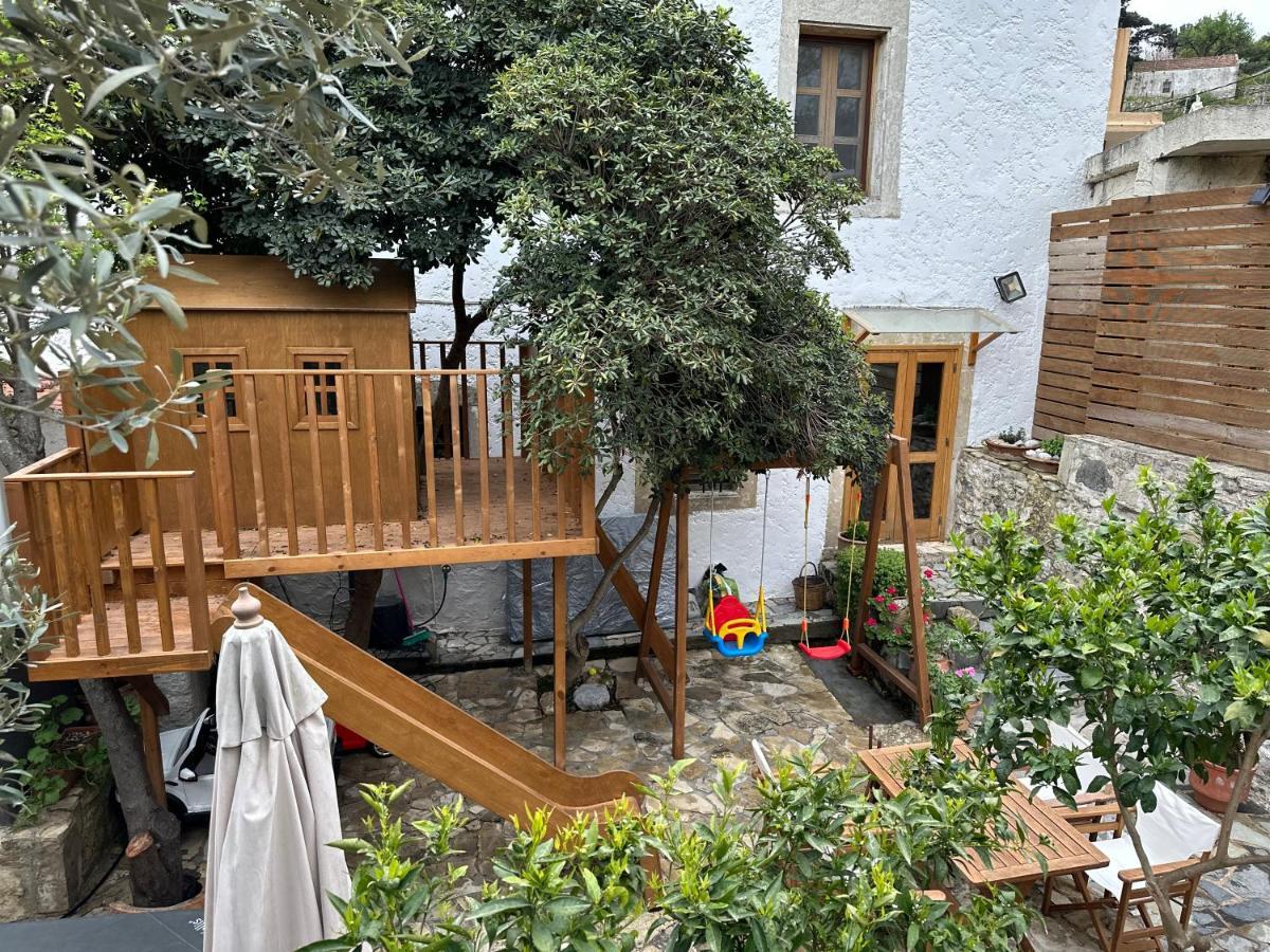 Mk Cottage With Breakfast And Jacuzzi Sarkhos Екстер'єр фото