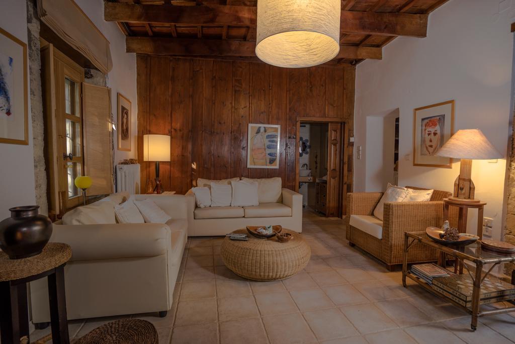 Mk Cottage With Breakfast And Jacuzzi Sarkhos Екстер'єр фото